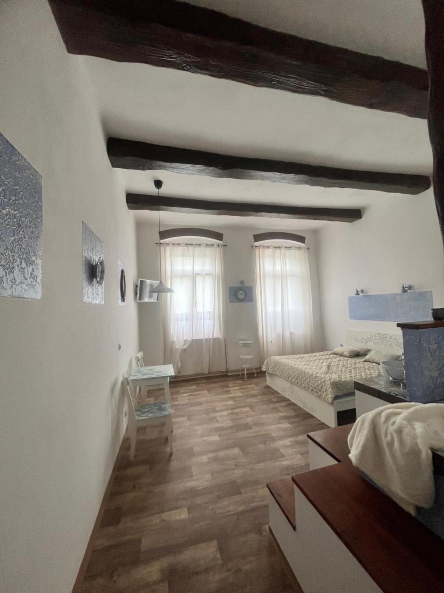Apartmany V Podzamci V Blizkosti Zamku Blatná Exterior photo