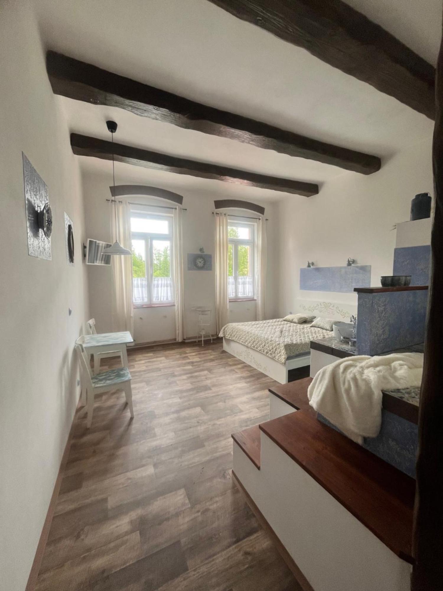 Apartmany V Podzamci V Blizkosti Zamku Blatná Exterior photo